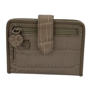 BRIW02: Brighton Croc-Embossed Leather Wallet